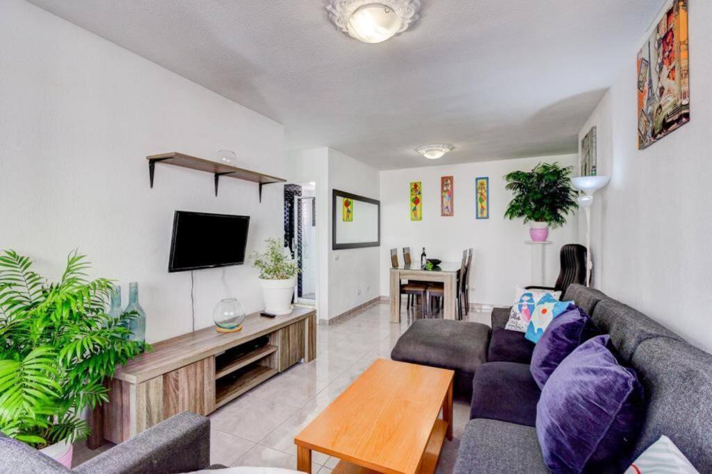 Apartamento En Palmeras Del Sur 아데제 외부 사진